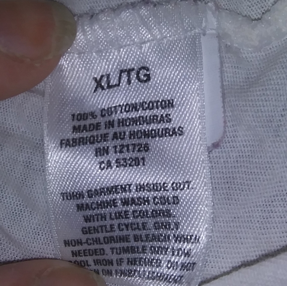 Two t-shirts - Picture 3 of 5